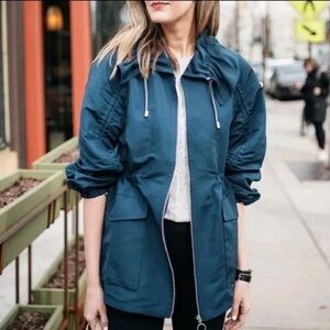 NWT Ann Taylor Women’s Waterproof, Cinched Anorak Teal Blue Raincoat CLASSY!!!